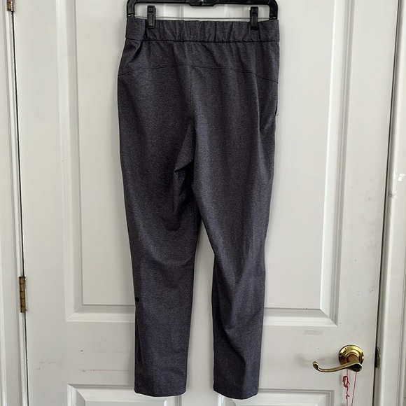 Lululemon On The Fly Pant Size 6 Gray - Picture 3 of 6